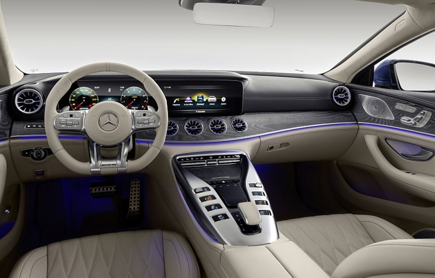Mercedes AMG GT Coupé - alles schick - alles aufgeräumt