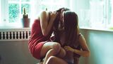 Fotoprojekt "Lifeconstruction": Intimität als optische Täuschung: Die Wahrheit hinter diesen intimen Bildern ist verblüffend