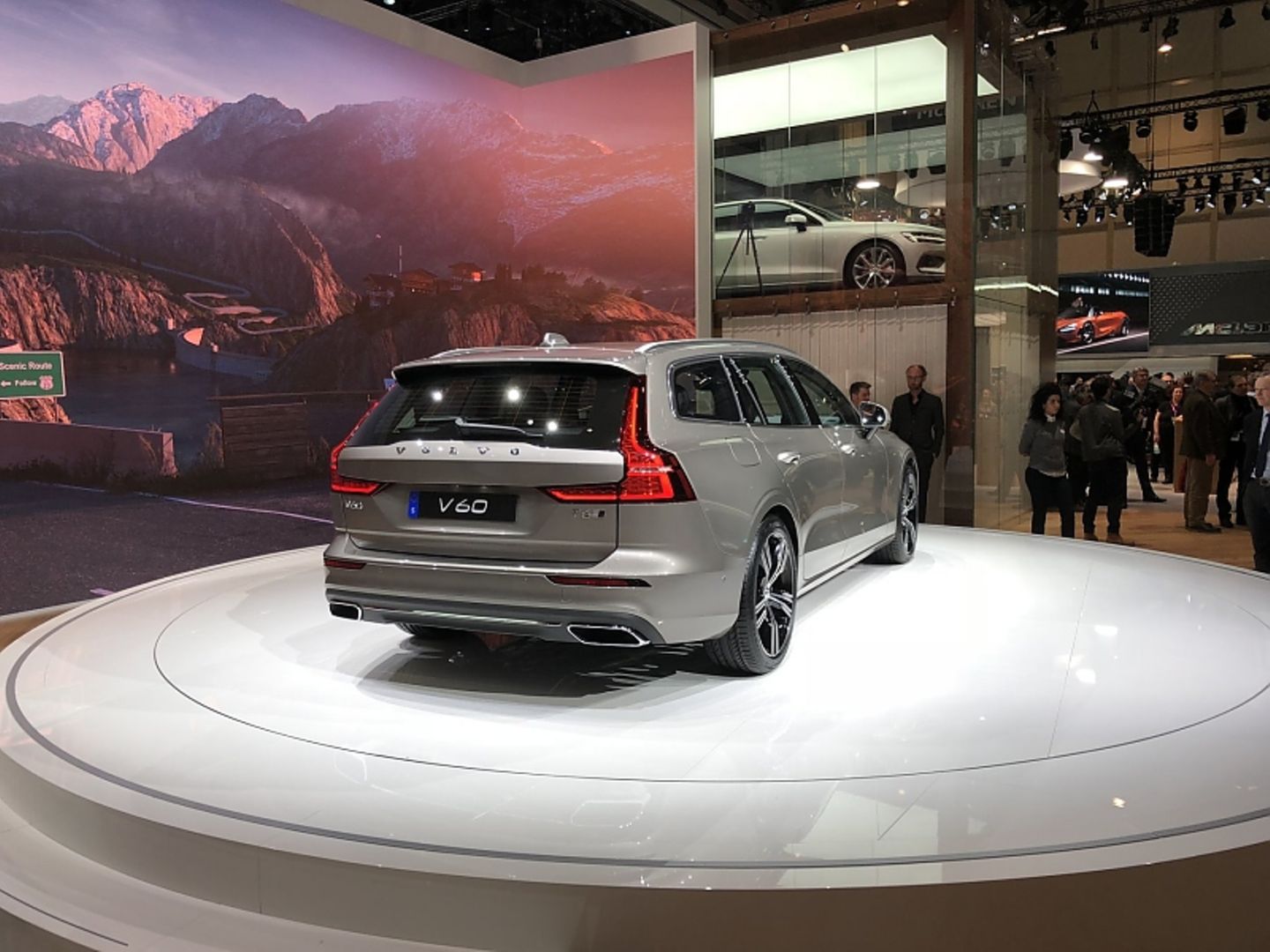 Volvo V60 - der coolste Kombi in Genf