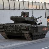 Der T-14 ist wesentlich größer als sein Vorgänger der T-90. 