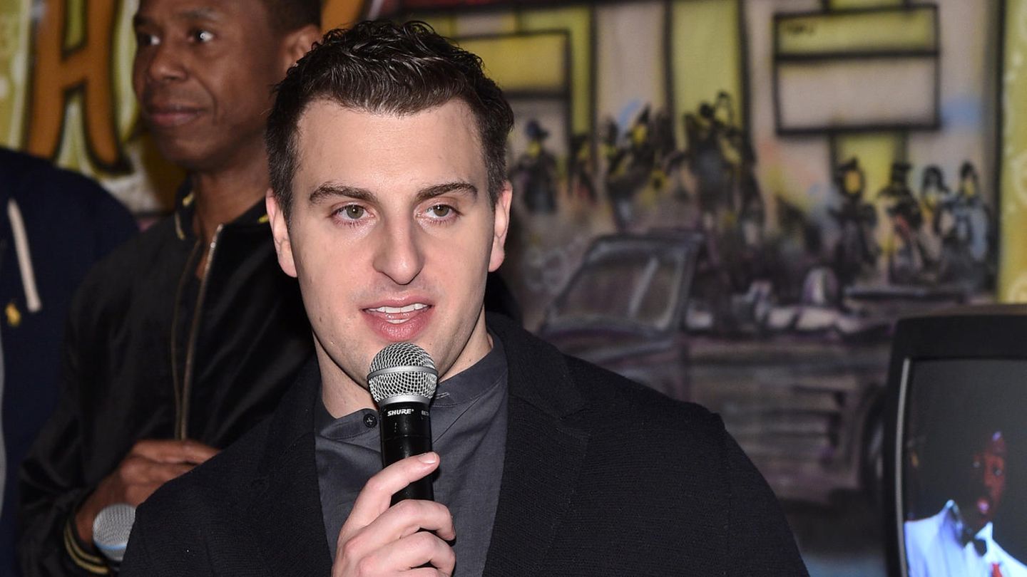 Der Hotelschreck: Airbnb-Gründer und CEO Brian Chesky (36 Jahre) hat die Vermittlung privater Unterkünfte zum weltweiten Milliardenbusiness gemacht. Geschätztes Vermögen: 3,8 Milliarden Dollar.