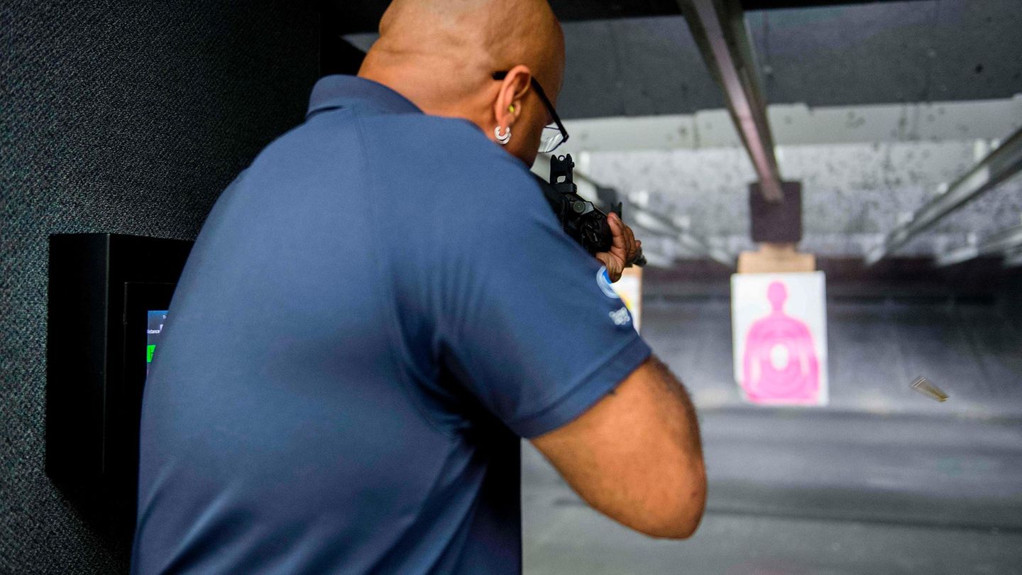 Die AR-15 ist keine Waffen für Scharfschützen - aber auf Distanzen bis zu 200 Meter trifft die Waffe präzisere.
