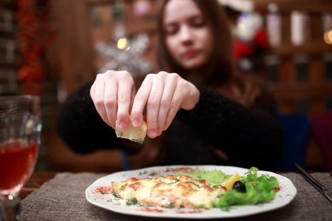 Frischer Fisch ist lecker - aber beim aufgetauten Pseudo-Frischfisch zahlt der Verbraucher drauf. 