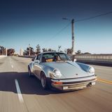 Andere Leute haben Kinder. Walker hat 40 alte Porsches, fast nur 911er.