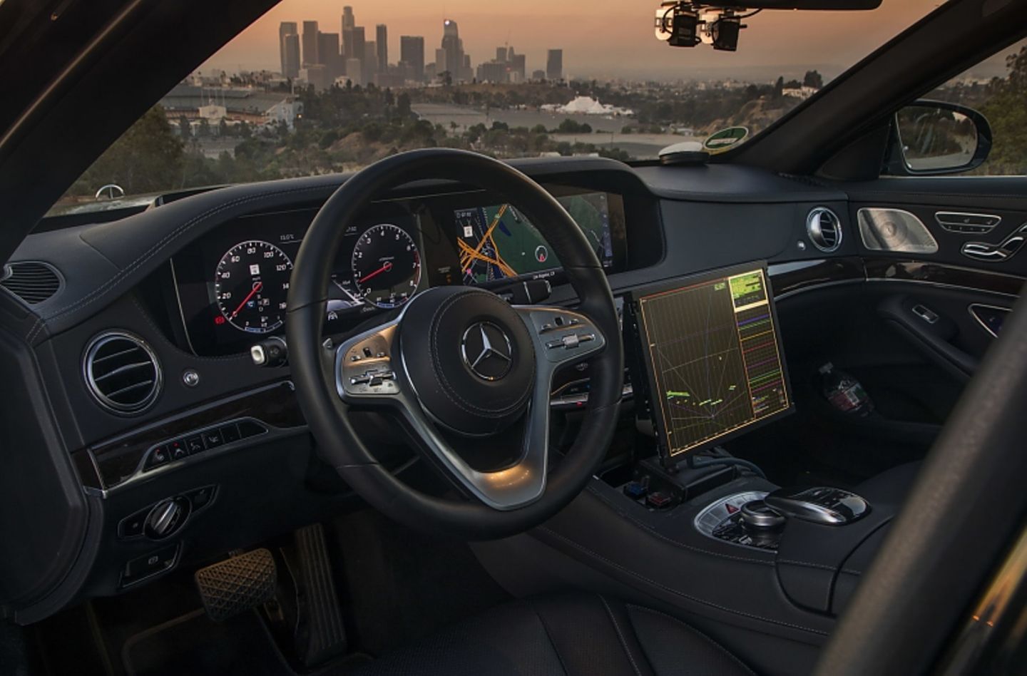 Mercedes S Klasse autonom auf Welttournee