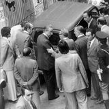 In der via Caetani im Herzen Roms wird ein roter Renault gefunden, im Kofferraum die Leiche Aldo Moros.