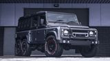 Von vorn ist die Basis "Landrover" gut zu erkennen.