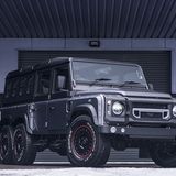 Von vorn ist die Basis "Landrover" gut zu erkennen.