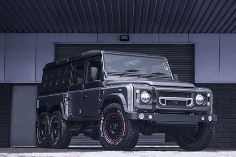 Von vorn ist die Basis "Landrover" gut zu erkennen.