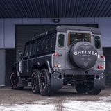 Auch das Heck erinnert sehr an den Defender.