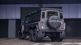 Auch das Heck erinnert sehr an den Defender.