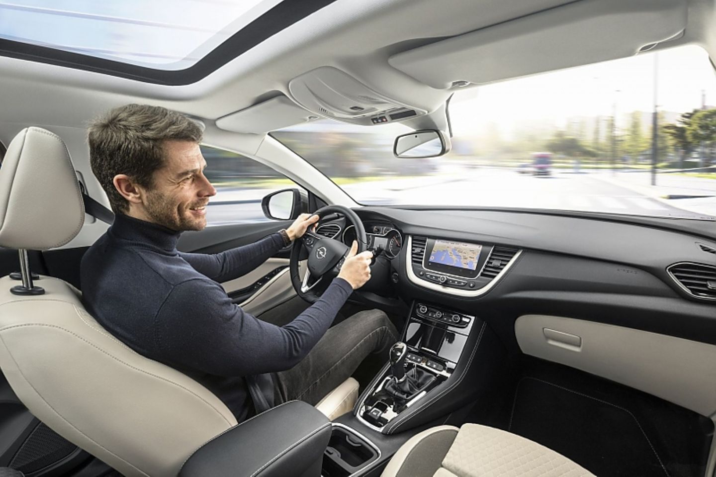 Der Opel Grandland X Ultimate 2.0 Liter Diesel lässt eine leichte Antrittsschwäche durchblitzen