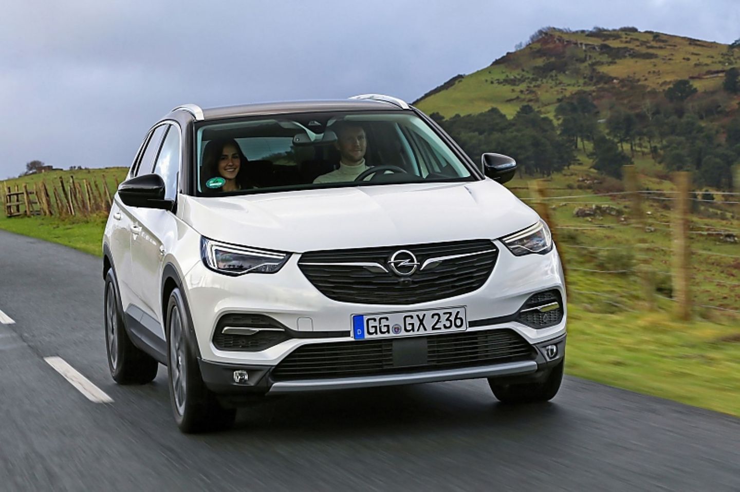 Nach 9,1 Sekunden erreicht der Opel Grandland X Ultimate 2.0 Diesel die 100 km/h-Marke