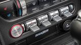 Gestartet wird das Ford Mustang 5.0 V8 GT Cabriolet per Knopfdruck