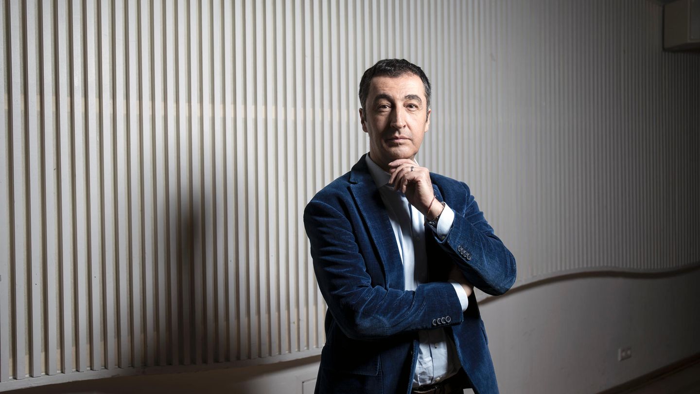 Cem Özdemir zur GroKo: "Wir werden ihnen kräftig einheizen"