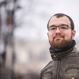 26. März 2017: Alexej Minjailo wurde aus heiterem Himmel in Moskau festgenommen. Jede Frage seitens Minijalo nach den Gründen, beantworteten die Beamten mit Schlägen. Im Polizeibericht hieß es schließlich, dass er bei Protesten auf dem Sretenski Boulevard festgenommen wurde, als er versucht hätte, eine Polizeikette zu sprengen. Doch zu dem angegeben Zeitpunkt gab es dort keine Proteste. Minjalo wurde dennoch wegen Ungehorsams gegenüber der Polizei und der Sprengung einer Polizeikette zu einer Geldstrafe verurteilt. 