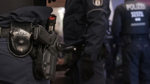 Polizisten in Berlin (Symbolbild)