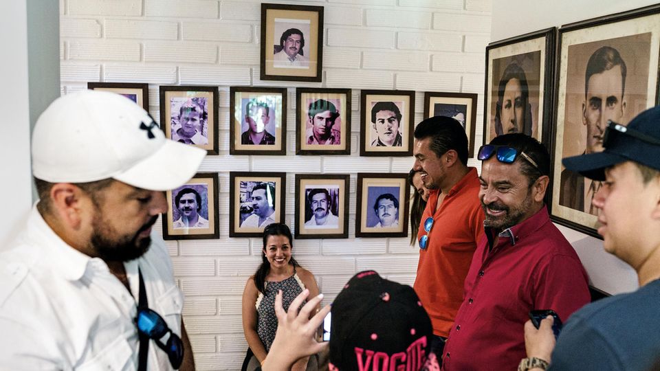 Drogenboss: Ein Foto mit dem Drogenboss: 25 Dollar kostet der Eintritt in den Escobar-Bungalow in Medellín Ein Foto mit dem Drogenboss: 25 Dollar kostet der Eintritt in den Escobar-Bungalow in Medellín
