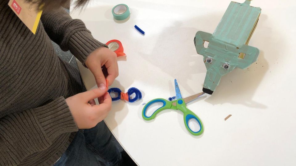 Basteln statt Daddeln: Nintendo Labo: So schnell bastelt man ein Papp-Fahrzeug