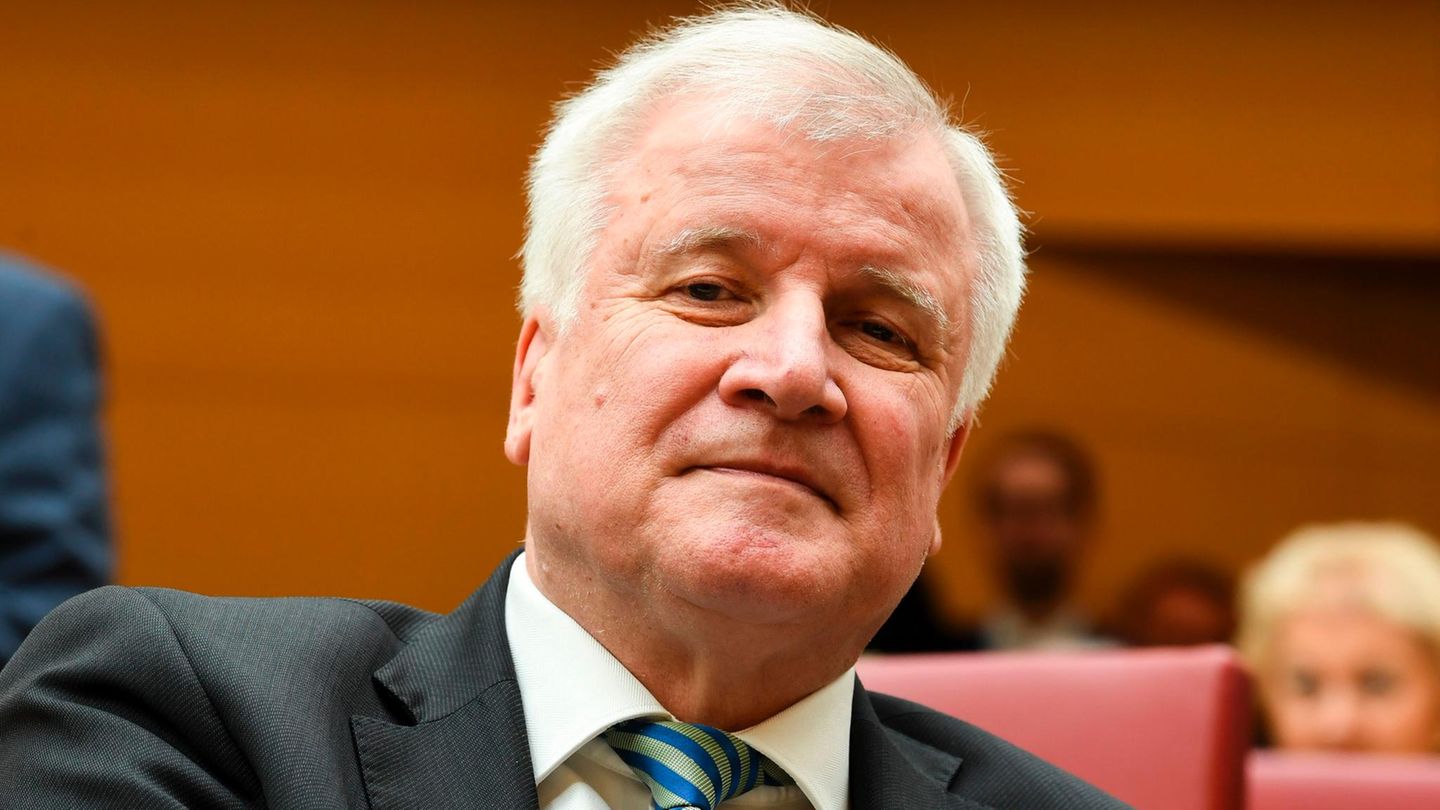 Innenminister Horst Seehofer bittet um Gelassenheit bei Islam-Aussagen