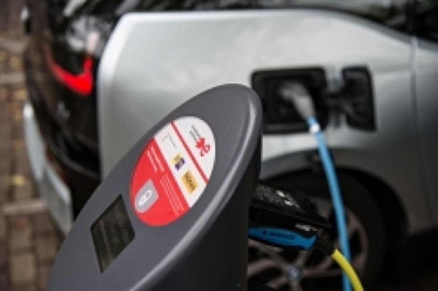 Schluss Mit Ladefrust: Neuer Höchstwert Beim Laden Von Elektroautos Mit Grünstrom Rettet Ihren Tag! - m0bku6g