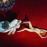 Im Museum der Pariser Monnaie inszenierte Aldrige 2016 ein fotografisches Zusammentreffen seines Models mit der lebensgroßen Fiberglasfigur von Johannes Paul II., einem Werk des italienischen Künstlers Fabrizio Cattelan