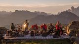 Im Einklang mit der Natur: Festivals und Events  Schon seit mehr als zwei Jahrzehnten werden die Sounds of the Dolomites veranstaltet, eines von vielen Musik-Festivals unter freiem Himmel. Die Bandbreite von den Live-Konzerten vor Bergkulissen reicht von Rock über Jazz und Folk bis Klassik und Weltmusik. In diesem Jahr wird es vom 30. Juni bis zum 31. August veranstaltet.
