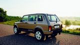 Lada 4x4 als Fünftürer