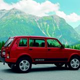 Lada 4x4 - einen halben Meter länger mit fünf Türen