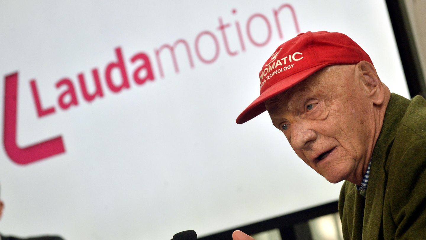 Niki Lauda mit seiner neu gegründeten Firma Laudamotion, die von Ryanair übernommen werden soll