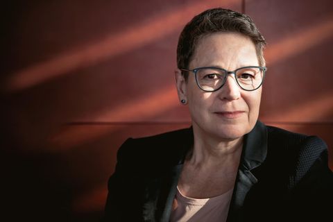 Topmanagerin Simone Menne: "Wer sich nur anpasst, steigt nicht auf"