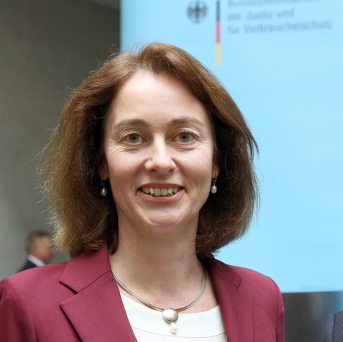 Die neue Justizministerin Katarina Barley legt sich als erstes mit Facebook an