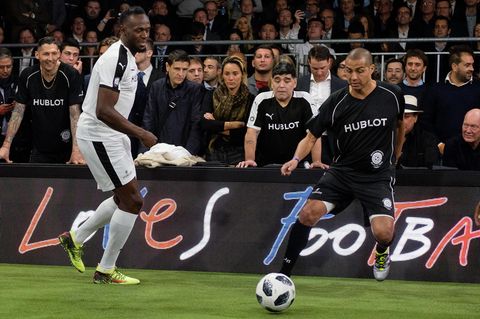 Usain Bolt während eines Fußballspiels