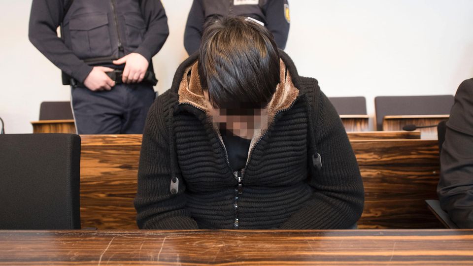 Urteil im Freiburger Mordprozess gegen Hussein K. Hussein K. im Freiburger Landgericht