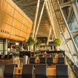 Platz 9: Flughafen Zürich (ZRH)  Das Drehkreuz von Swiss international Air Lines ist weiterhin dabei und hat in diesem Jahr auch den Titel "Best Airport 20-30 Million Passengers" erhalten.
