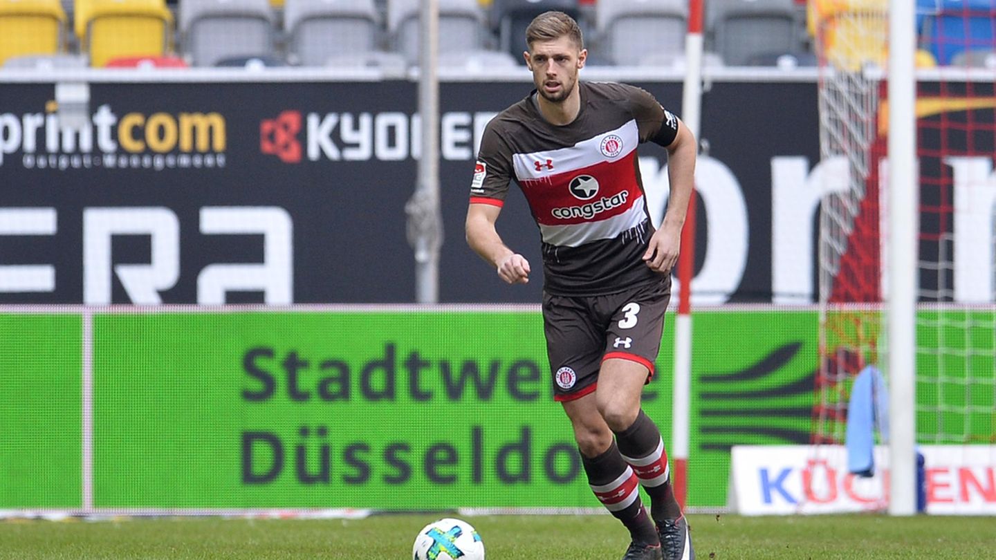 Lasse Sobiech während eines Spiels des FC St. Pauli