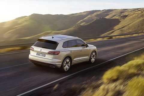 Der VW Touareg teilt sich die Plattform mit dem Audi Q7 und dem Bentley Bentayga