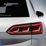 Die Rückleuchten erinnern an andere VW-Modelle