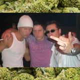 Forster hat als Jugendlicher bis zu 50 Bong-Köpfe am Tag geraucht: "Mein Wochenende war eine einzige Party". Am liebsten ging die Gang in den Nachtclub WON. Der Club lag damals noch am Kohlenhof in Nürnberg.