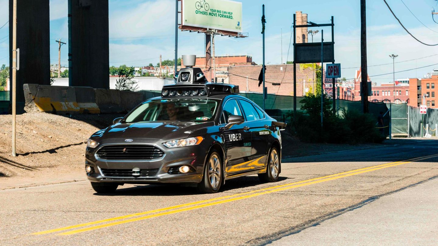 Uber-Roboterauto in Pittsburgh, Pennsylvania