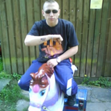 Foto aus alten Tagen: Im Alter von 17 bis 19 Jahren kiffte Forster jeden Tag. Er nahm Speed und Ecstasy. Die schmale Sonnenbrille wurde zu seinem Markenzeichen.