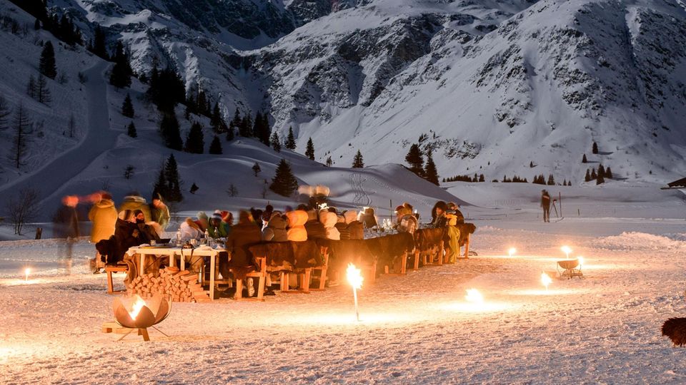 Salzburger Land: Winterliches Mondschein-Dinner im Nationalpark Hohe Tauern auf 1590 Meter. Winterliches Mondschein-Dinner im Nationalpark Hohe Tauern auf 1590 Meter.