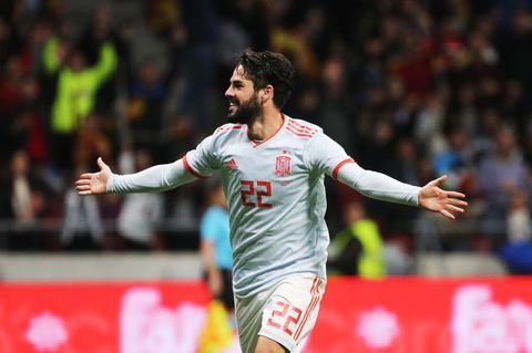 Isco im Trikot Spaniens beim Spiel gegen Argentinien