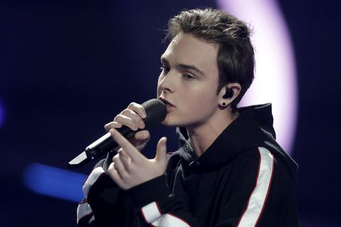 Popsänger Mike Singer präsentiert seinen Song "Deja vu"