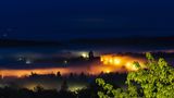 Aber auch bei Nacht hat das Erzgebirge einiges zu bieten, wie der Blick aus dem Hotelfenster zeigt.