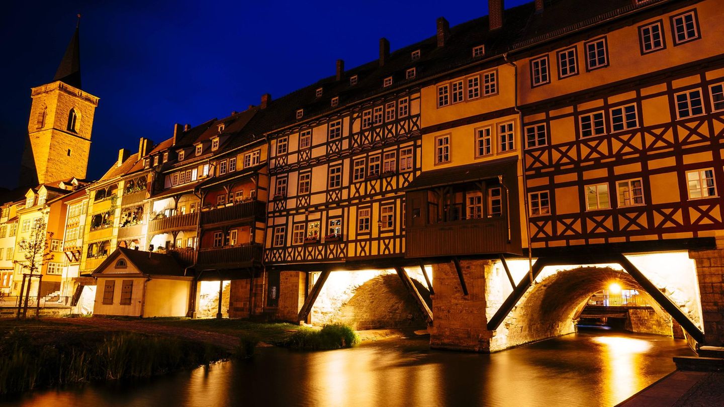 Krämer-Brücke, einzig bebaute und bewohnte Brücke nördlich der Alpen, Erfurt