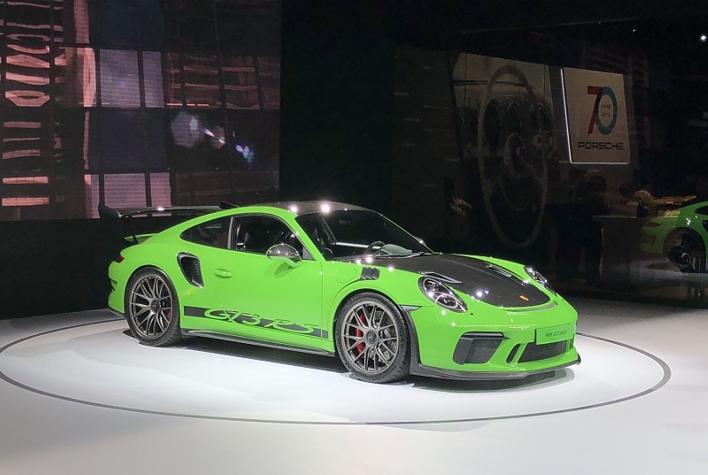 Porsche 911 GT3 RS Weissach
