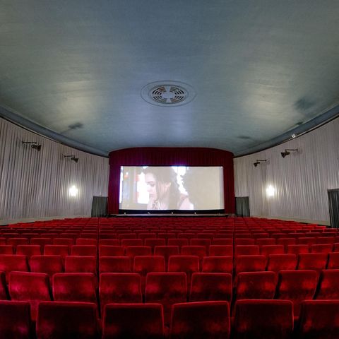 Am Karfreitag gelten im Kino Aufführungsverbote für bestimmte Filme (Symbolbild)
