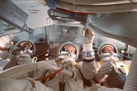 Astronauten Ed White, Roger Chaffee and Gus Grissom während einer Trainingseinheit