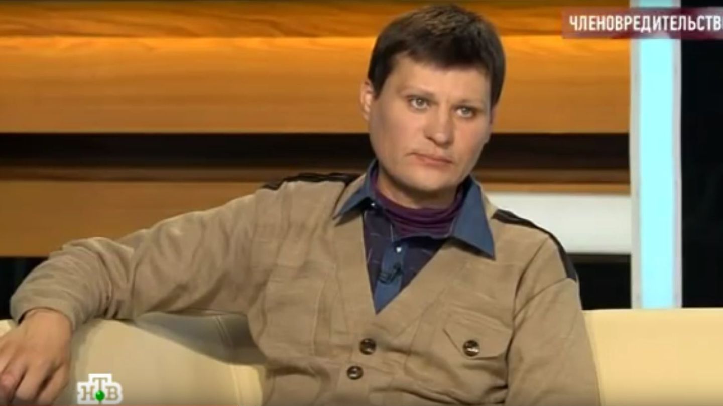Moskau: Ewgenij Sapaew erzählt in einer TV-Talk-Show von seiner eigenhändigen Penis-Imputation